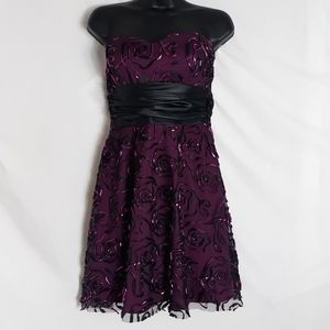 Masquerade Junior's Size 5/6 Strapless Prom Dress